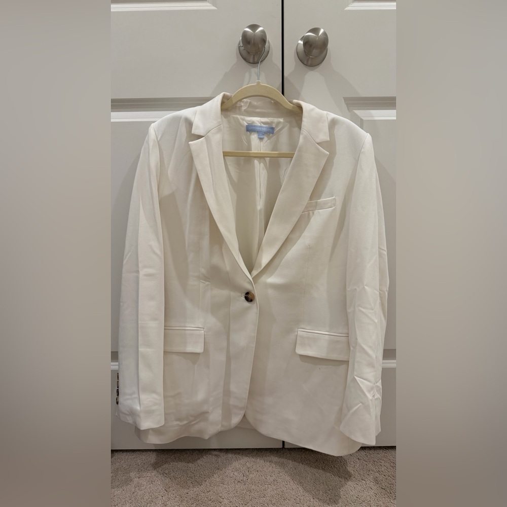 ANTONIO MELANI Ivory Blazer